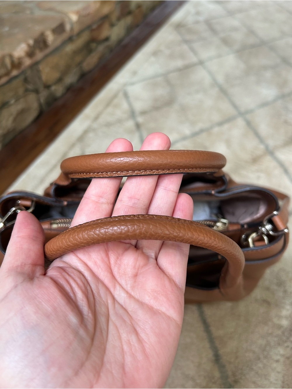 kate spade Large Dumpling Pebbled Leather Brown - Picture 3 of 6